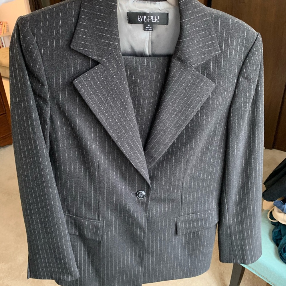 Kasper suit